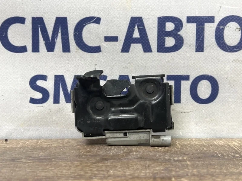 Замок капота с датчиком Mercedes-Benz ML 2012 A2048800260 W166 642.826