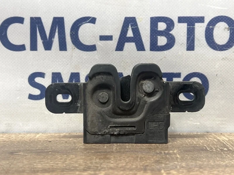 Замок капота Volvo XC60 31298610 ХС60 B4204T6, левый