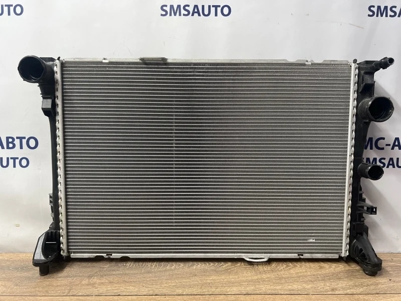 Радиатор охлаждения ДВС Mercedes-Benz E-Class 2012 A0995002703 W212 271.860