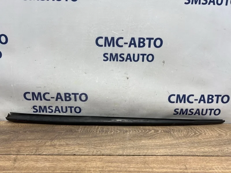 Молдинг лобового стекла Audi A6 2014 4G0854327A C7 2.0T CDN, левый