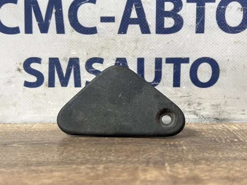 Кронштейн радиатора Volvo XC60 2014-2017 30723366 ХС60 B5254T12, левый