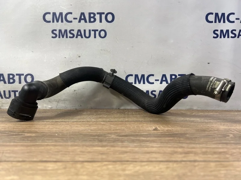 Патрубок охлаждения Volvo XC60 2014-2017 31319754 ХС60 B5254T12