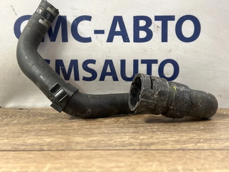 Шланг отопителя Volvo XC60 2014-2017 30636594 ХС60 B5254T12