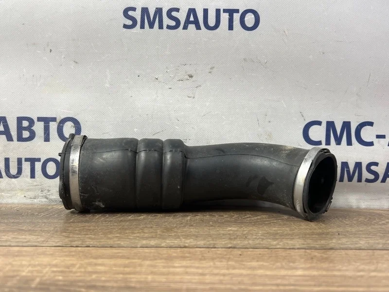 Патрубок воздушного фильтра Volvo XC60 2014-2017 8692401 ХС60 B5254T12