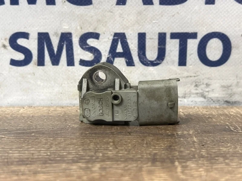 Датчик давления топлива Volvo XC60 2014-2017 31272732 ХС60 B5254T12