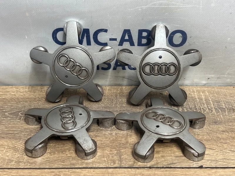 Колпак литого диска Audi A7 2011 4F0601165N C7 3.0 CGW