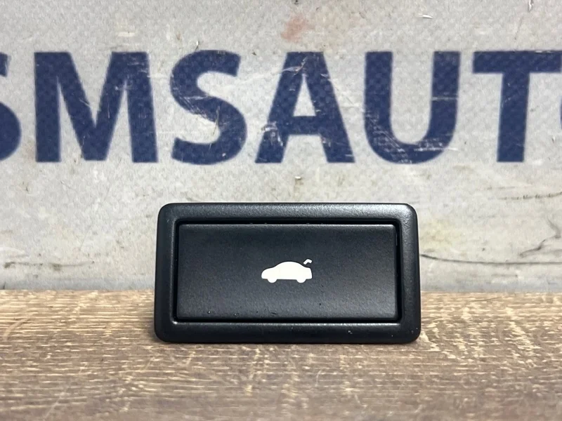 Кнопка багажника Audi A7 2011 3D0959831D C7 3.0 CGW