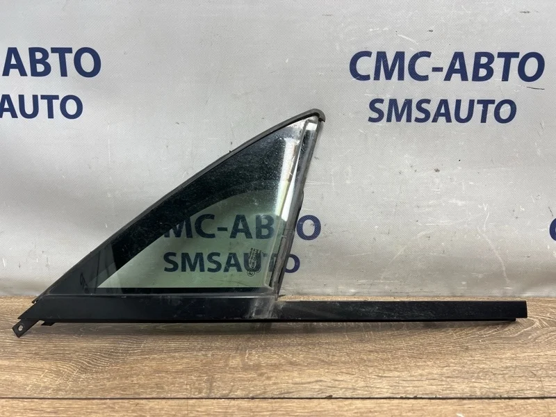 Форточка Volkswagen Touareg 2012 7P0845114D NF CGR, передняя правая