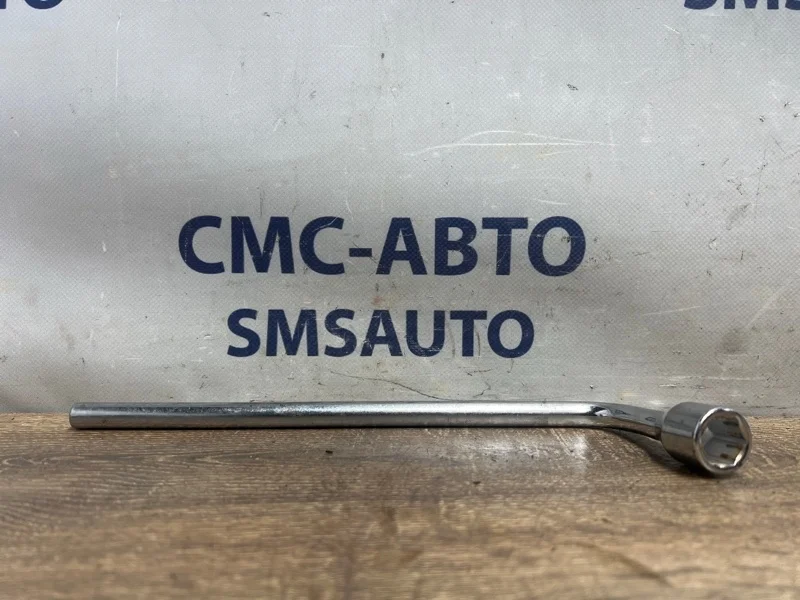 Ключ баллоный Mercedes-Benz ML 2012 A2215810001 W166 642.826