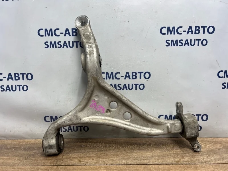 Рычаг нижний Mercedes-Benz ML 2012 A1663300107 W166 642.826, передний левый