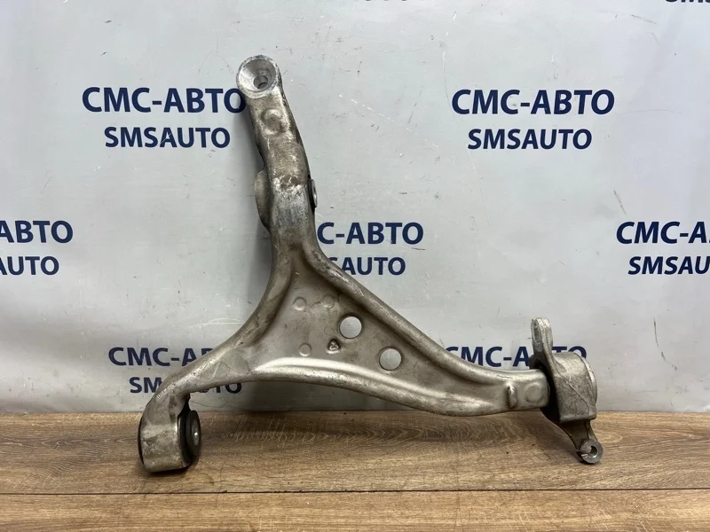 Рычаг нижний Mercedes-Benz ML 2012 A1663300107 W166 642.826, передний левый