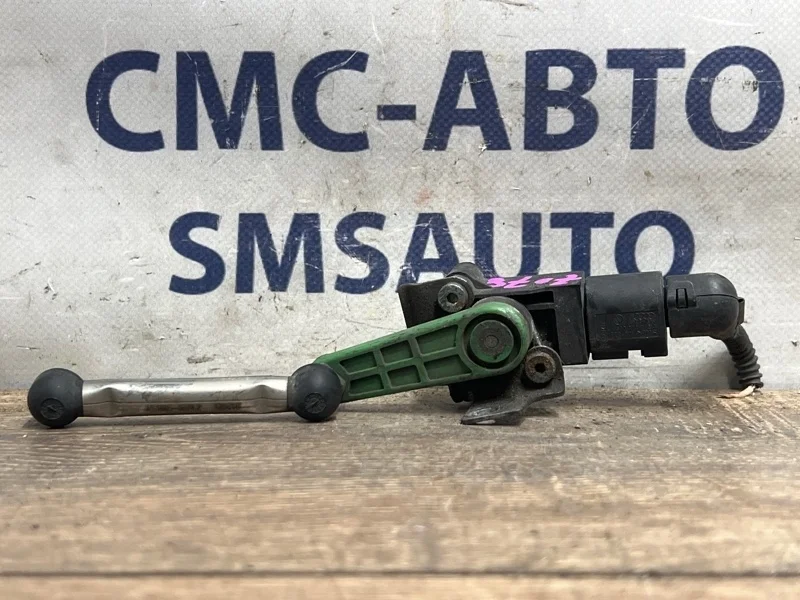 Датчик уровня подвески Porsche Cayenne 2011 7P0616214 958 4.8. 4852, передний правый