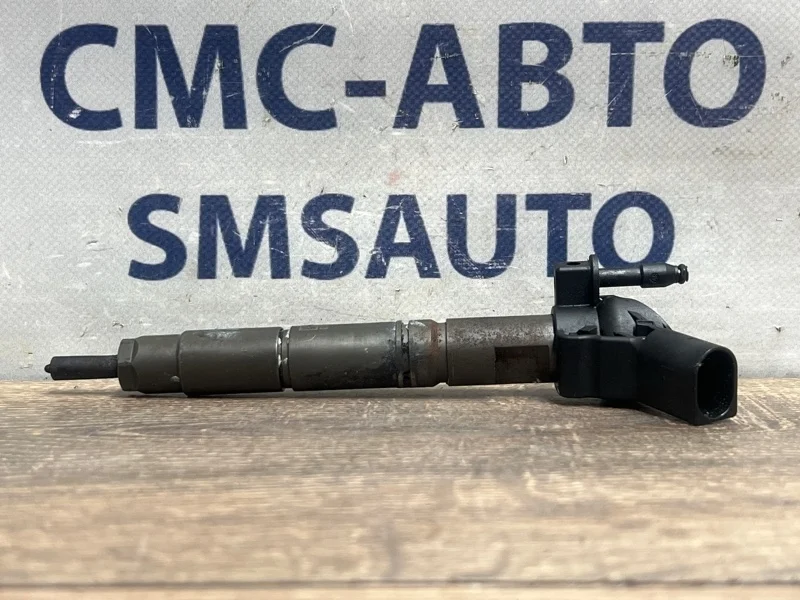 Форсунка топливная Mercedes-Benz ML 2010 A6420701487 W164 642.820