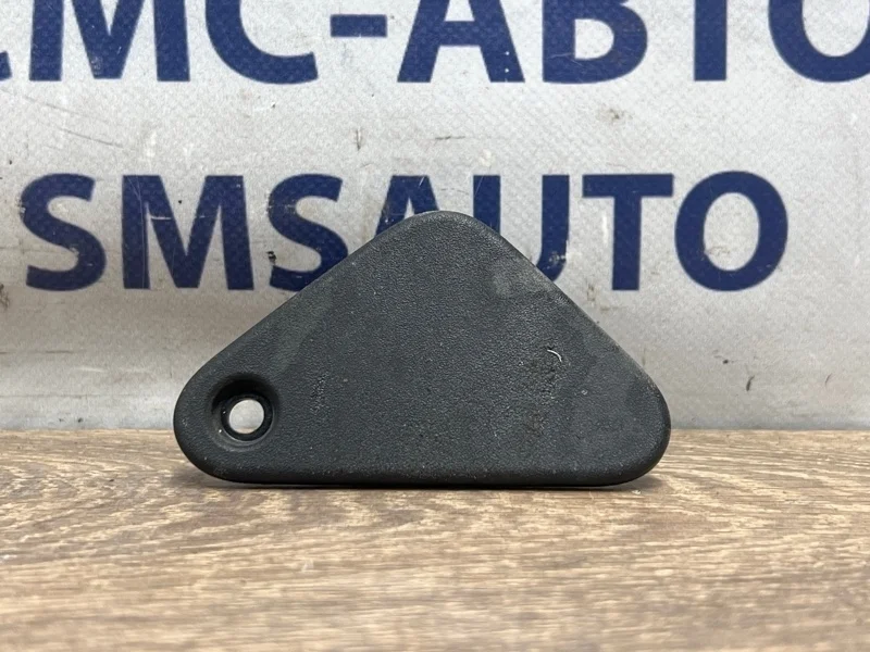 Кронштейн радиатора Volvo V40 Cross Country 30723367 V40 CROSS COUNTRY B5204T9, правый