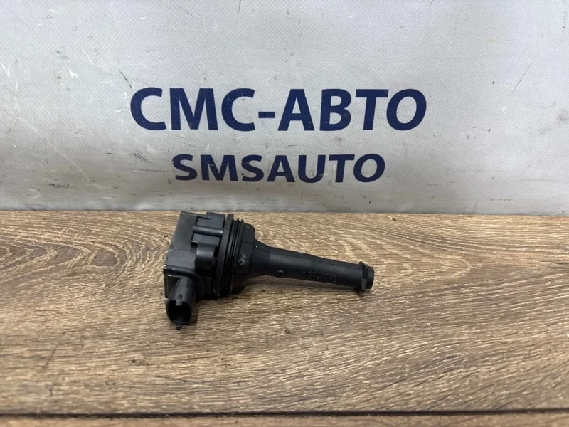 Катушка зажигания Volvo XC90 30713416 2.5T