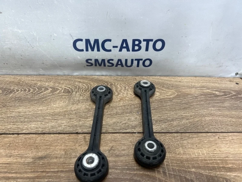 Стойка стабилизатора Audi A7 2012 8K0411317D C7 3.0 CGW, передняя