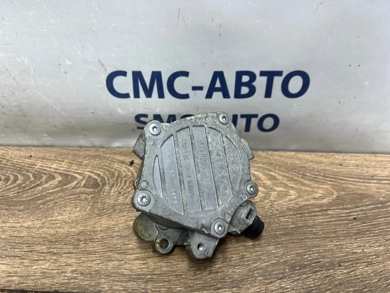 Вакуумный насос Volvo V40 Cross Country 31316688 V40 CROSS COUNTRY B5204T9