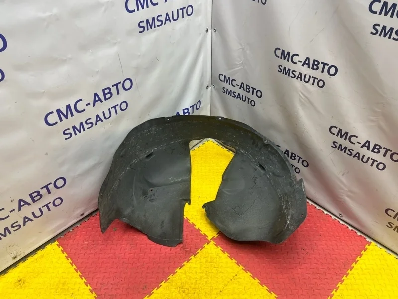 Подкрылок Volvo XC90 31353708 ХС90 4.4 B8444S, передний левый