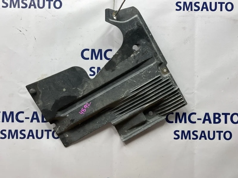 Защита днища Audi A6 Allroad 2008 4F0825216F C6 3.2 AUK, задняя правая