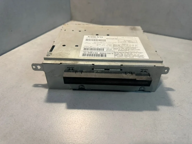 Магнитола Volvo XC90