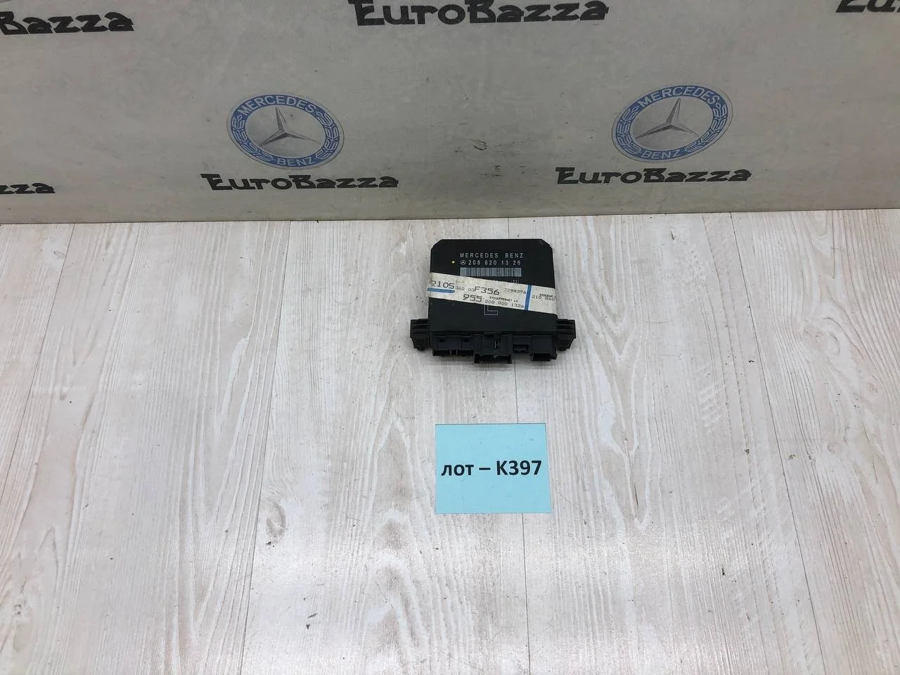 Блок управления передней дверью Mercedes W210