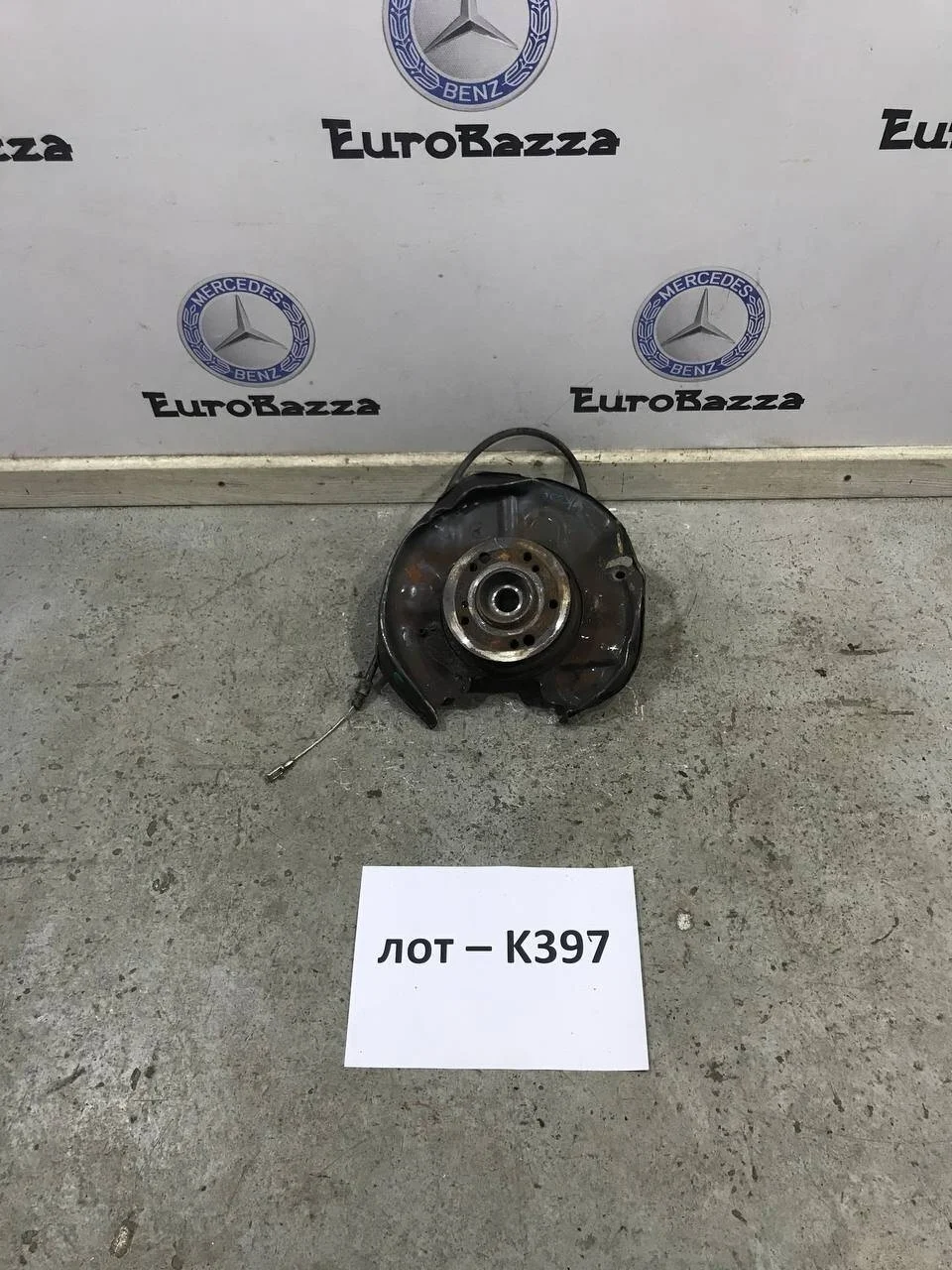 Кулак задний Mercedes W210