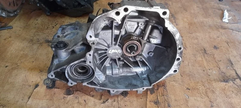 МКПП Nissan ALMERA 2000-2012 320104M506 N16 QG 15, передняя