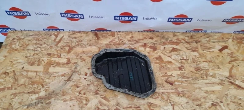 Поддон масляный в сборе Nissan Primera 1996-2001 111102F210 P11 SR20DE, передний
