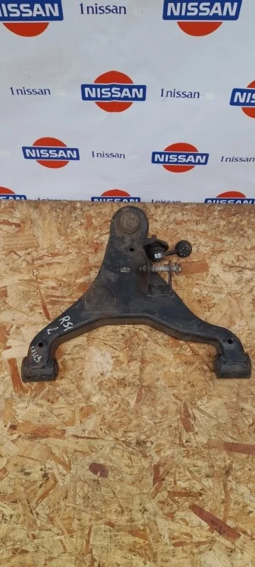 Рычаг подвески нижний Nissan Pathfinder 2007-2010 54524EB30A R51 YD25, передний левый