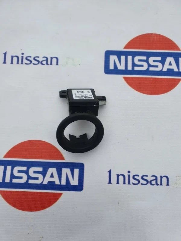 Блок иммобилайзера Nissan Tiida 2006-2013 28590AX600 C11 HR16DE, передний левый