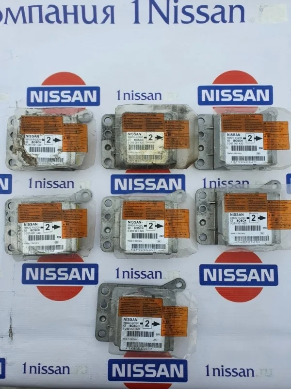 Блок управления SRS Nissan Primera 2002-2007 98820AV200 P12 QG 18, передний