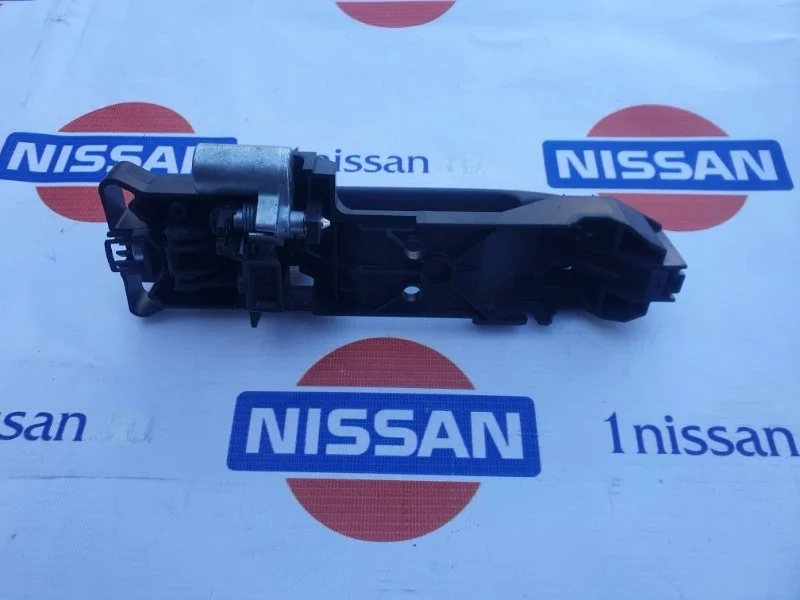 Ручка двери внешняя Nissan Qashqai 2006-2013 80611EB30A J10 MR20, задняя левая