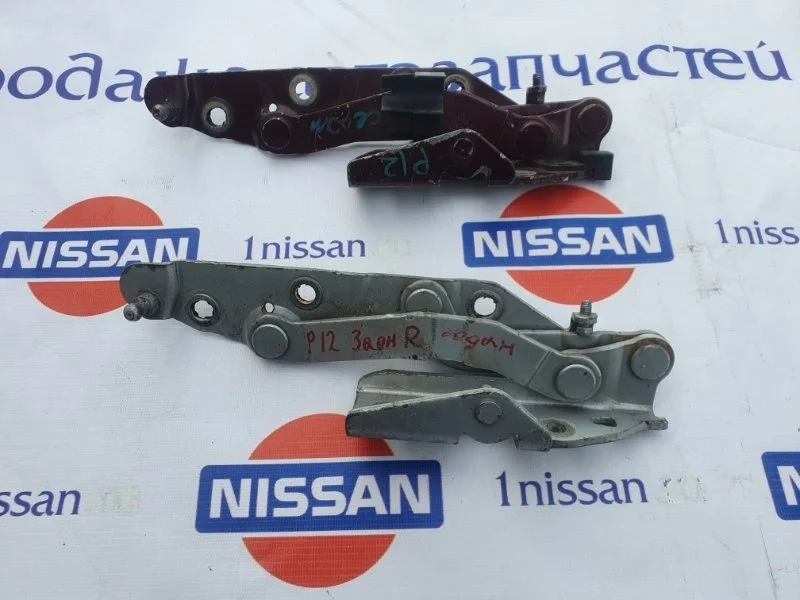Петля двери багажника Nissan Primera 2000-2006 84400AV630 P12 QG16-QG18, задняя правая