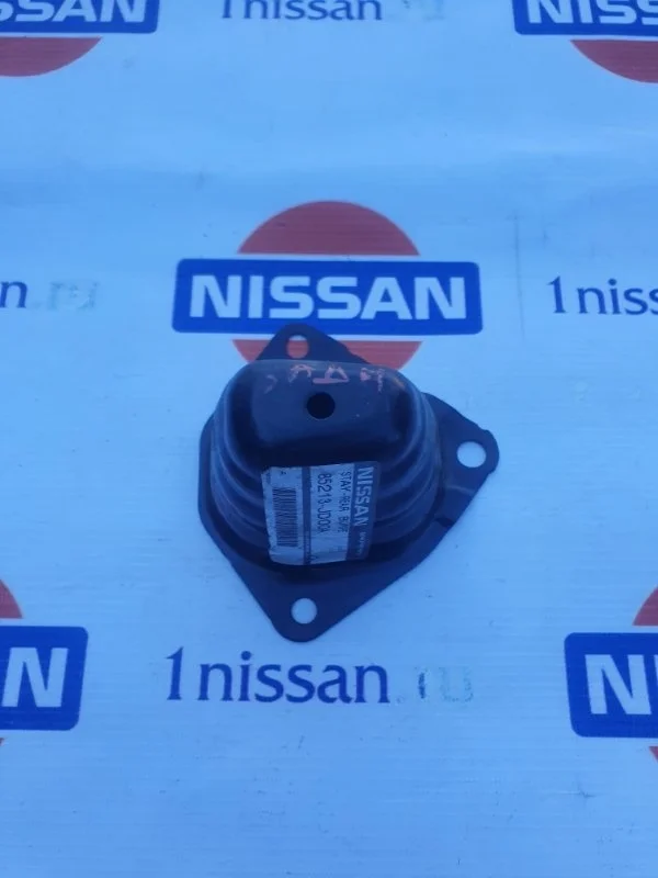 Кронштейн усилителя бампера Nissan Qashqai 2007-2013 85213JD00A J10 MR20, задний левый