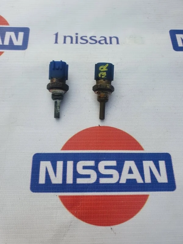 Датчик температуры охлаждающей жидкости Nissan X Trail 2002-2007 2263044B20 Т30 QR20, передний