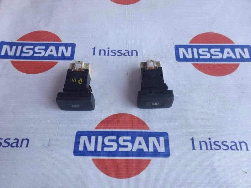 Кнопка обогрева заднего стекла Nissan Primera 1996-2001 253502F000 P11 GA16DE, задняя