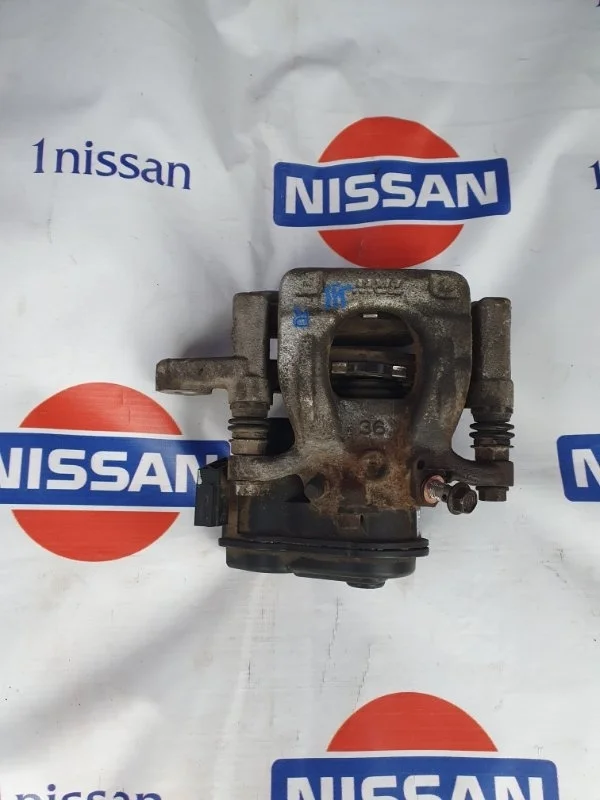 Суппорт тормозной Nissan Qashqai 2019 440014EA0A J11 HRA2, задний правый