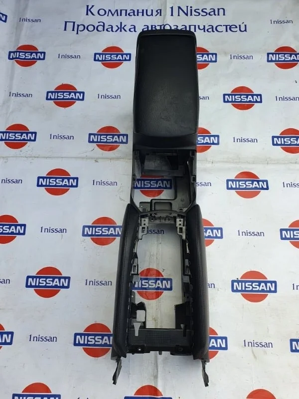 Консоль между сидений Nissan X Trail 2015 969104CM0A T32 MR20DD, передний