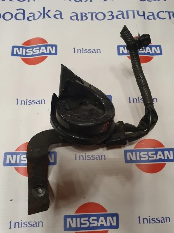 Звуковой сигнал Nissan Qashqai 2014 256104EA0C J11 HRA2, передний