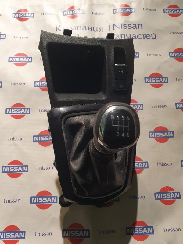 Рычаг переключения передч Nissan Qashqai 2017 3410200Q0D J11 K9K, передний