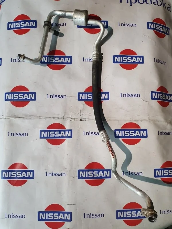 Трубка кондиционера Nissan Terrano 2014 924806552R D10 K4M690, передняя