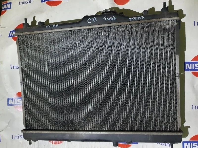 Радиатор охлаждения двигателя "Nissan Tiida 2007-2012 21410EL00B C11 HR16, передний