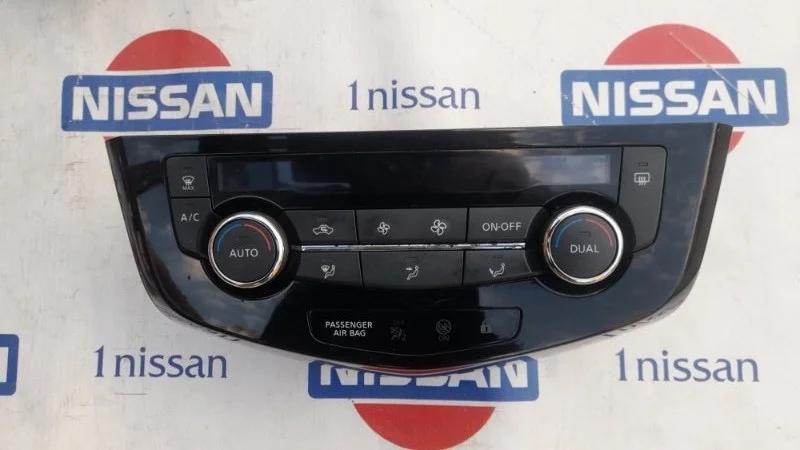 Блок управления климат-контролем Nissan Qashqai 2015 275004BR0A J11 R9M, передний