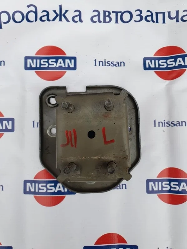 Кронштейн усилителя бампера Nissan H52114EAMA, задний левый