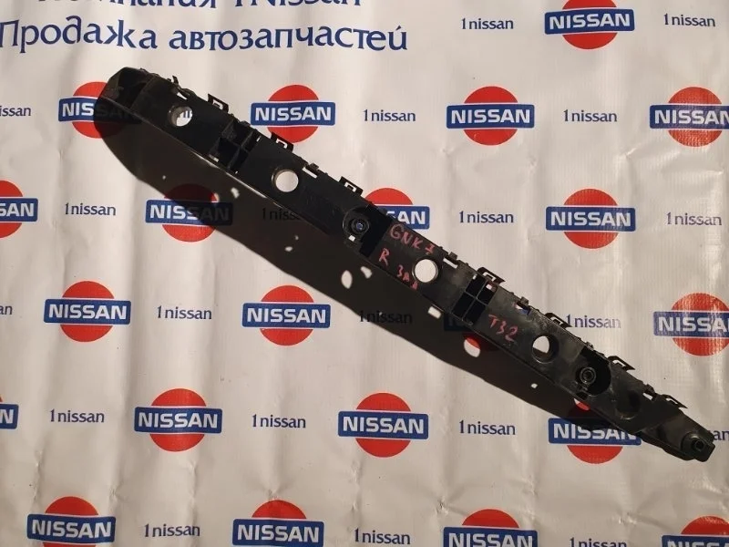 Кронштейн бампера заднего Nissan X Trail 2015 852204CE0A T32 R9M, задний правый