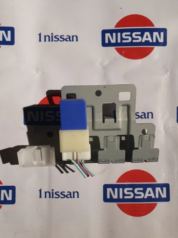 Реле Nissan X Trail 2015 252307995A T32 R9M, переднее