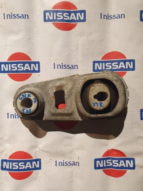 Подушка двигателя Nissan X Trail 2015 112383734R T32 R9M, задняя