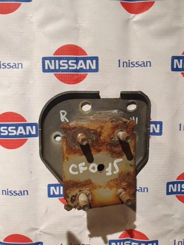 Кронштейн усилителя бампера Nissan Qashqai 2015 H52104EAMA J11 HRA2, задний правый