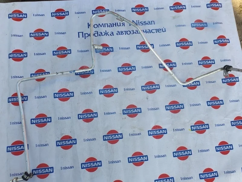 Трубка кондиционера Nissan Almera 2014 9244000Q0G G15 K4M, передняя