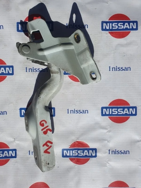 Петля капота Nissan Almera 2014 65401EW000 G15 K4M, передняя левая